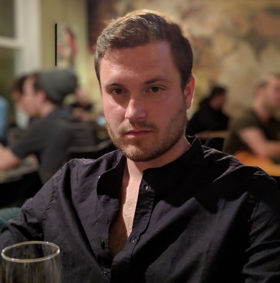 Profile Picture of Luc Pilloud (@pillz999) on Poshmark