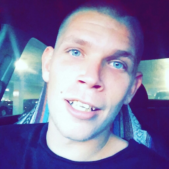 Profile Picture of Jason Chapman (@chappychamp) on Poshmark