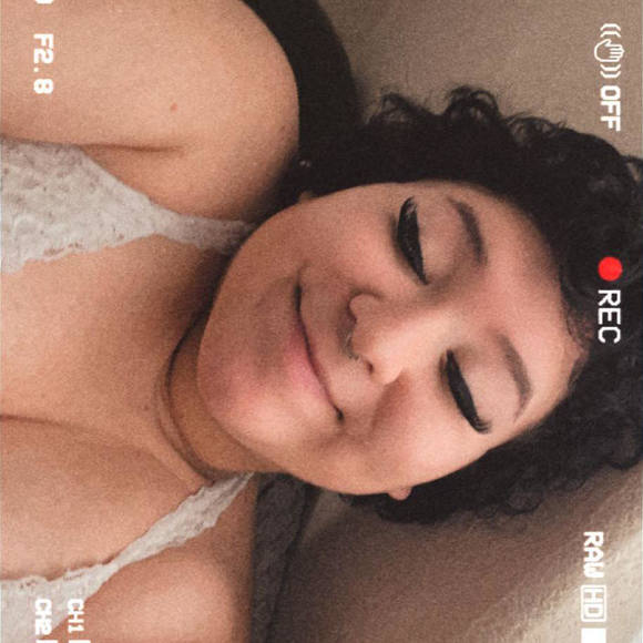 Profile Picture of Alexis Almaguer (@alexis_almaguer) on Poshmark