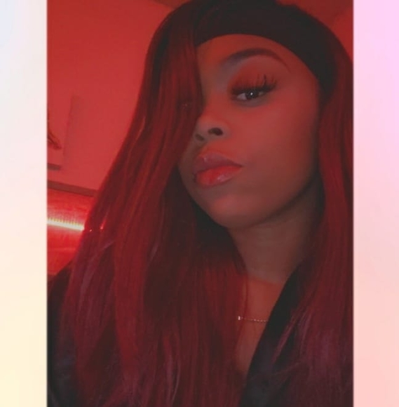 Ebony Buschur - Poshmark Profile Picture of Ebony Buschur (@buschure) on Poshmark