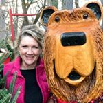 Profile Picture of Suzanne Kiefer (@suzannaroseannadanna) on Instagram