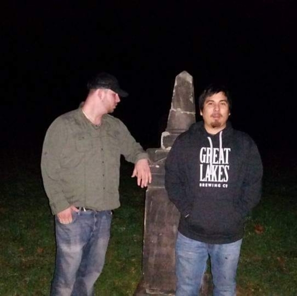 Profile Picture of Brian Lee (@bdizlemonsquiz) on Poshmark