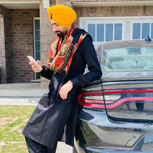 Profile Picture of Amritpal Virk (@amritvirk77) on Poshmark