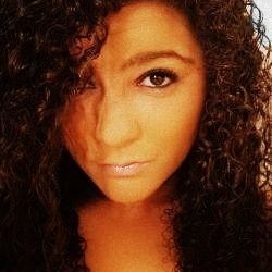 Profile Picture of Amanda Puccinelli (@poochowns) on Myspace