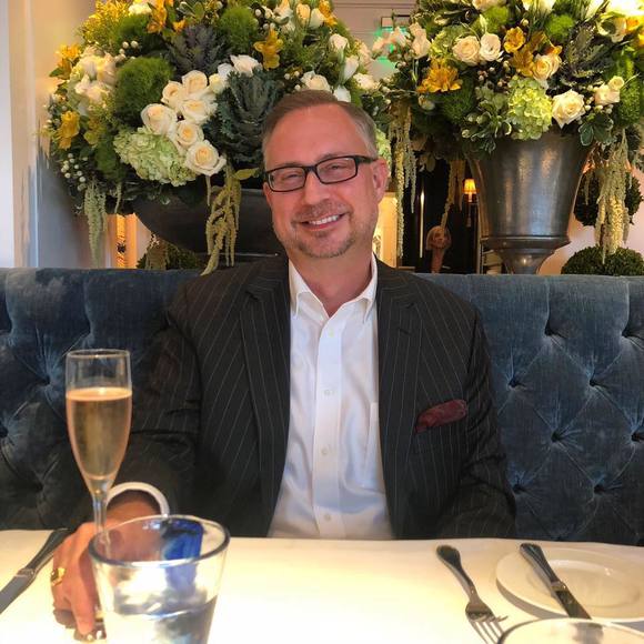 Profile Picture of David Beddingfield (@davidbeddingfie) on Poshmark