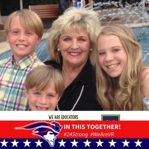 Profile Picture of Marcella Correa (@mtcorrea1948) on Poshmark