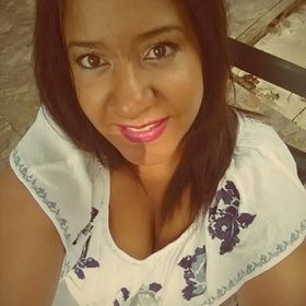 Profile Picture of Dawnelle Sessions (@dawnellesessions) on Pinterest