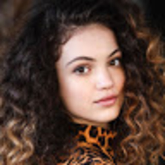 Michelle Torian - Poshmark Profile Picture of Michelle Torian (@michelletorian) on Poshmark