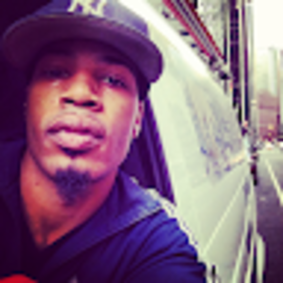 Profile Picture of Clayton Ash (@toptechshine) on Poshmark