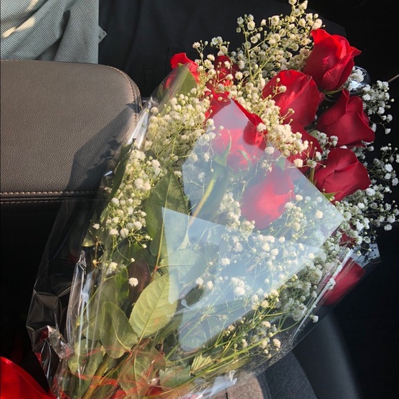 Rosio Luquin - Poshmark Profile Picture of Rosio Luquin (@rosioluquin) on Poshmark