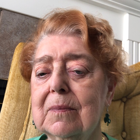 Profile Picture of Cecile Kidner (@cecilekidner) on Poshmark