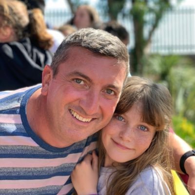 Profile Picture of David Earl (@thedavidearl) on Twitter