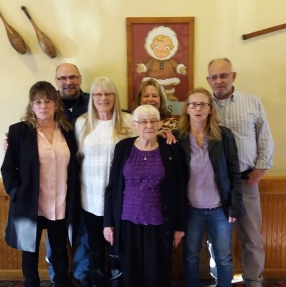 Profile Picture of Denise Dupert (@tartseasiren) on Poshmark