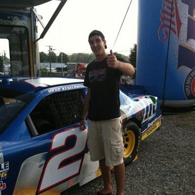 Profile Picture of Dave Russell (@druss6250) on Twitter