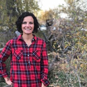 Profile Picture of Lisa Phaneuf (@lphaneuf) on Pinterest