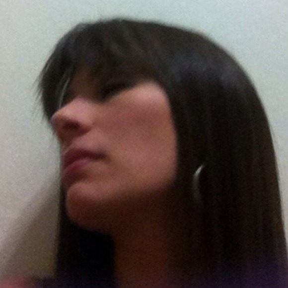 Profile Picture of Rosa Gonzalez (@rosin20) on Poshmark