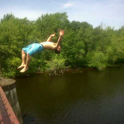 Profile Picture of Mike Moreau (@mikemoreau69) on Twitter