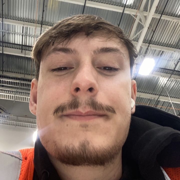 Profile Picture of Matthew (@kingperson10) on Tiktok