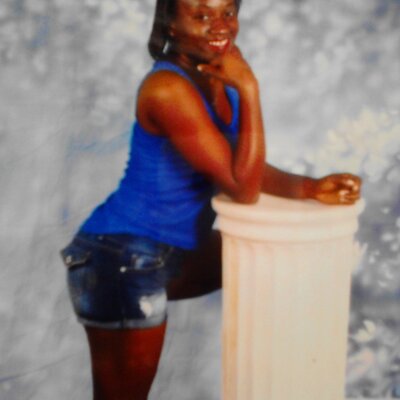 Profile Picture of Ariel Lloyd (@ariellloyd80) on Twitter