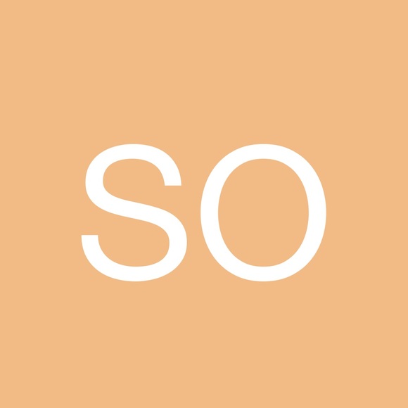 Profile Picture of Samantha Ozeran (@sozeran) on Poshmark