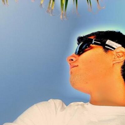 Profile Picture of Isaac Quintanilla (@isaacpoker) on Twitter