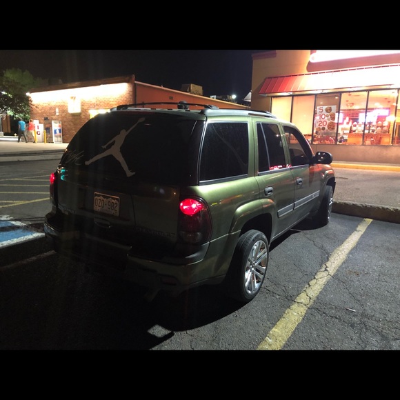 Profile Picture of Vincent Ballejos (@vinnyb719) on Poshmark