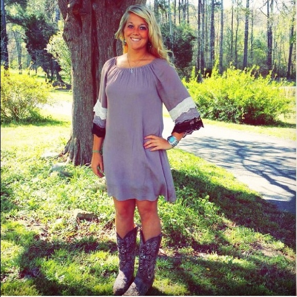 Profile Picture of Bailey Jackson (@baileyj33) on Poshmark