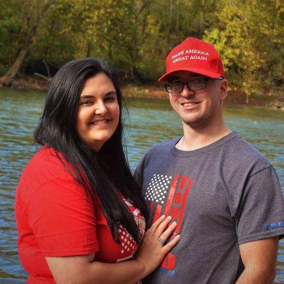 Profile Picture of Haley Hardy (@haleyhardy1996) on Poshmark