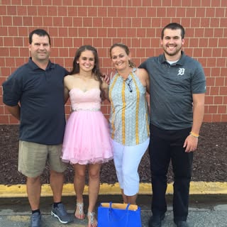 Profile Picture of Roxanne Brinkerhoff (@brinkerhoffroxanne) on Instagram