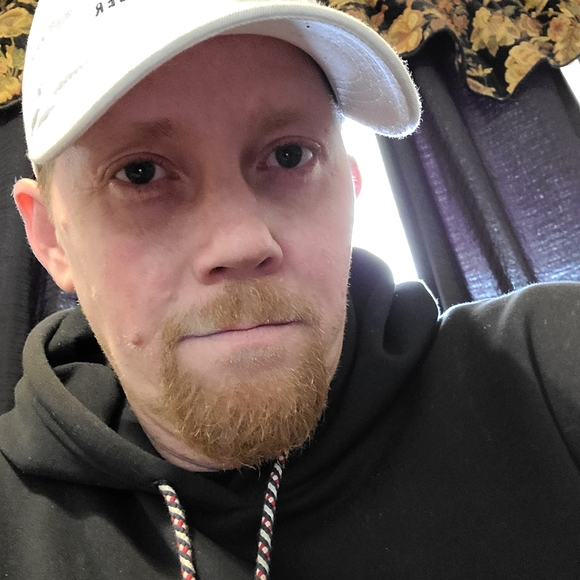 Profile Picture of Joshua Cox (@joshuacox844) on Poshmark