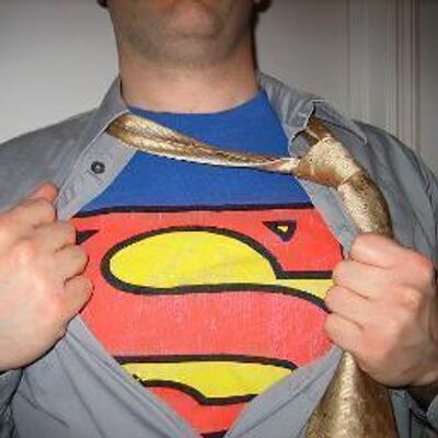 Profile Picture of Kevin Hollander (@TheComicsGuru) on Twitter