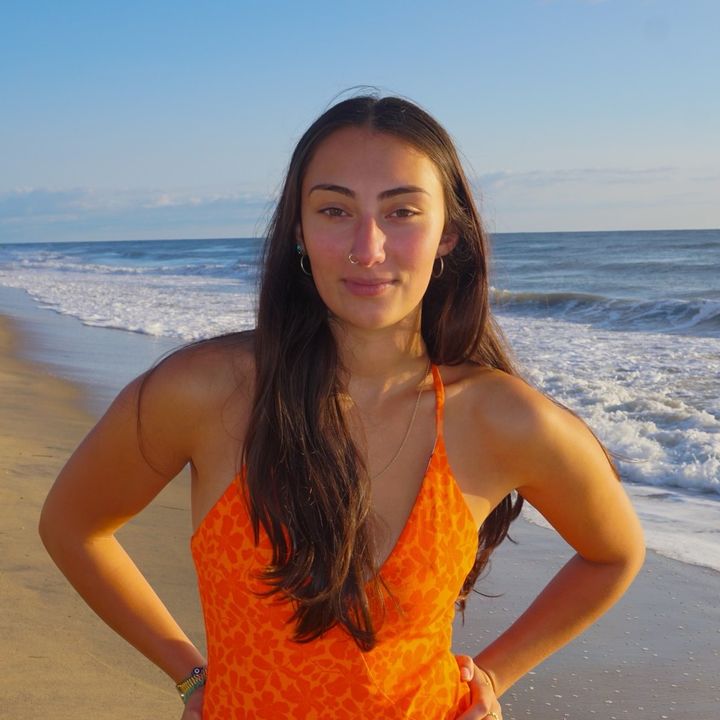 Profile Picture of jizabelle (@isabellesuggs) on Tiktok