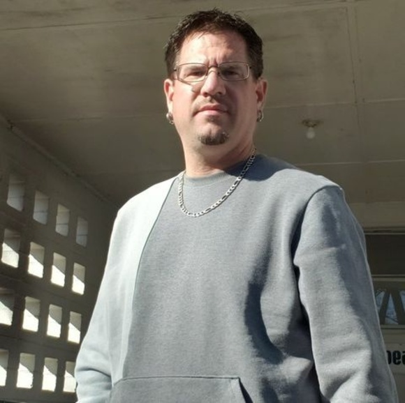 Profile Picture of Ryan Sleger (@supertwintlr) on Poshmark