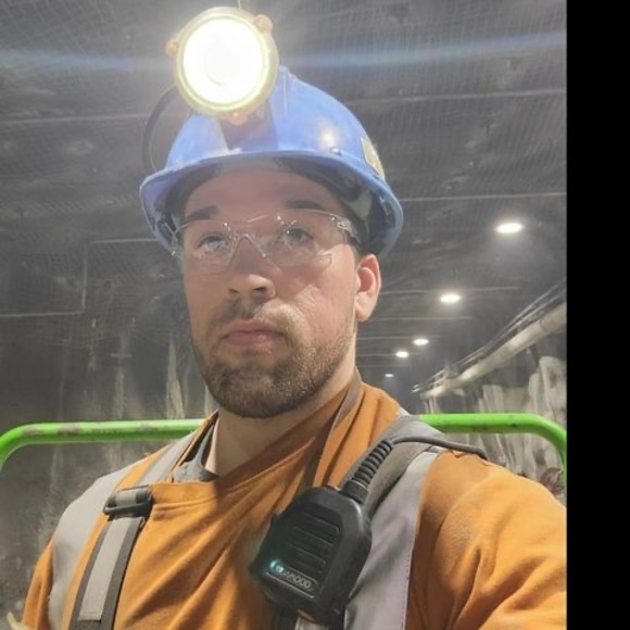 Profile Picture of Guillaume Loubert (@pkpas) on Poshmark