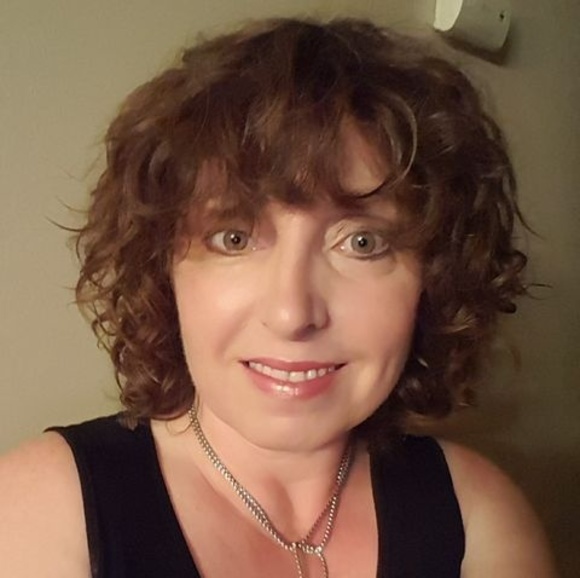 Profile Picture of Roberta Ellis (@rellis28) on Poshmark