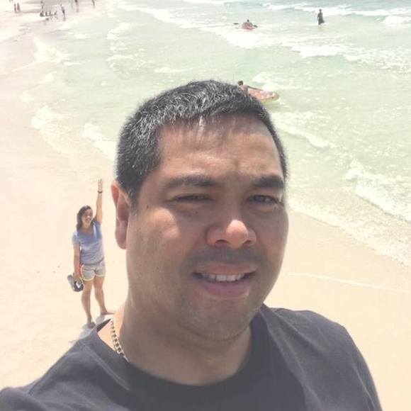 Profile Picture of Richard Segovia (@rseg104091) on Poshmark