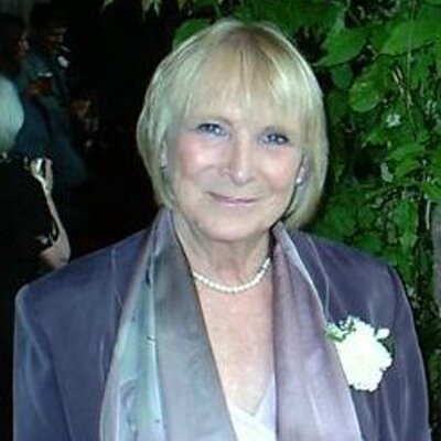 Profile Picture of Diana Barnes (@redmerlin777) on Twitter