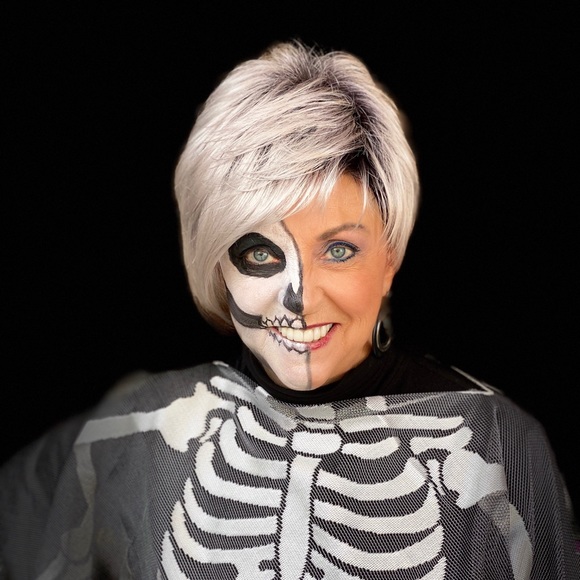 Profile Picture of Brenda kay Ratkai (@bkratkai) on Poshmark