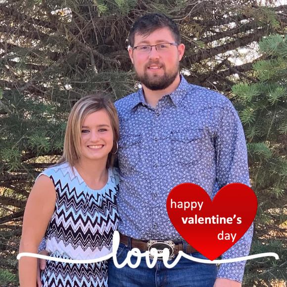 Profile Picture of Ashley Schimmer (@ashleyschimmer) on Poshmark