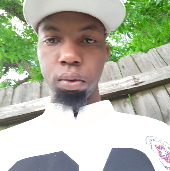 Profile Picture of Renaldo Skipper (@chaseskipper345) on Poshmark