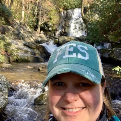 Profile Picture of Jennifer Cox (@coxclassroom4th) on Twitter