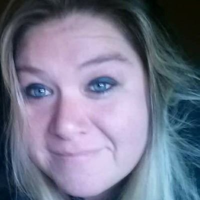 Profile Picture of Michelle Jamison (@michell00379725) on Twitter