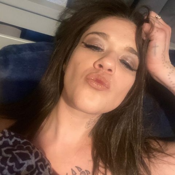 Profile Picture of Breezy Breezy (@breezybreezy438) on Poshmark