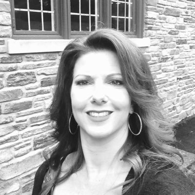 Profile Picture of Kim Connolly (@Smidget88) on Twitter