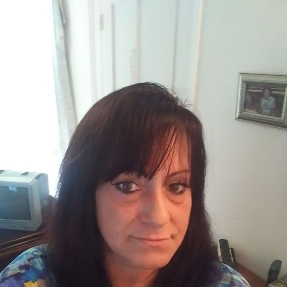 Profile Picture of Paula Cipriano donatelli (@paulaciprian300) on Poshmark