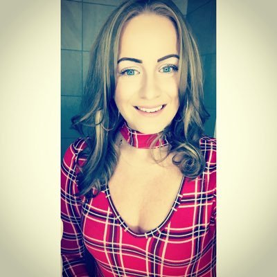 Profile Picture of Jennifer Tester (@jennifertesterx) on Twitter