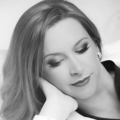 Profile Picture of Michelle Scott (@ScottiePaTottie) on Twitter