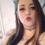 Profile Picture of 💋queen Burrski (@ambercrystal90) on Instagram