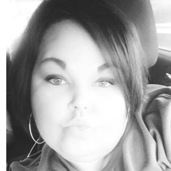 Profile Picture of Adrian Argüello-hernandez (@adrianna8326) on Poshmark