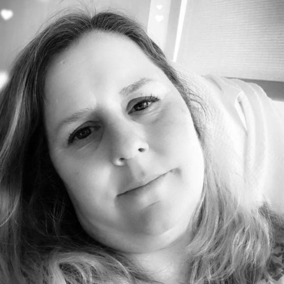 Profile Picture of Donna Grasson (@dlgrasson123) on Poshmark